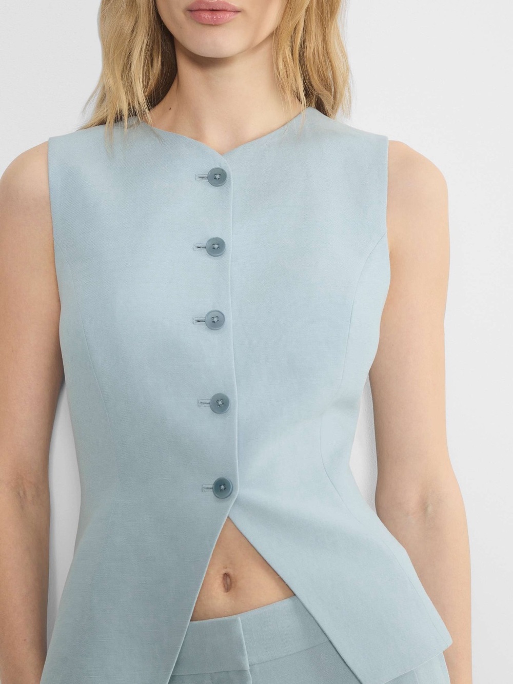 Aritzia Regal CruiseLinen Vest Top Dew Blue 2 NWOT